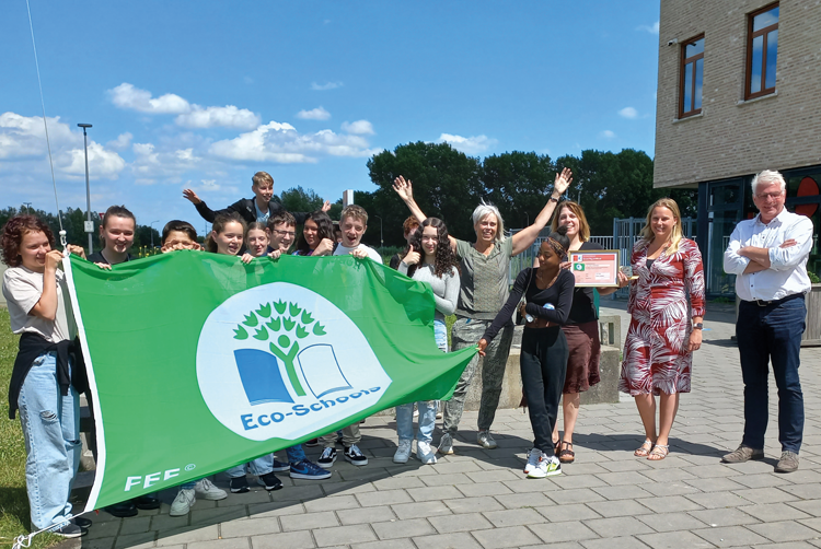 Groene Vlag Voor Aeres VMBO Almere